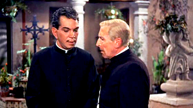 Fotograma de la película 'El padrecito'