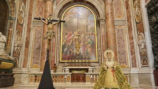 El Cachorro y La Esperanza presiden la capilla de la Presentación de la Virgen en San Pedro en el Vaticano