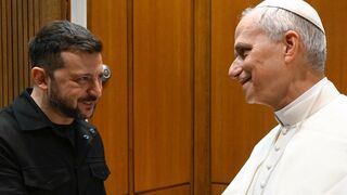 León XIV con Zelenski
