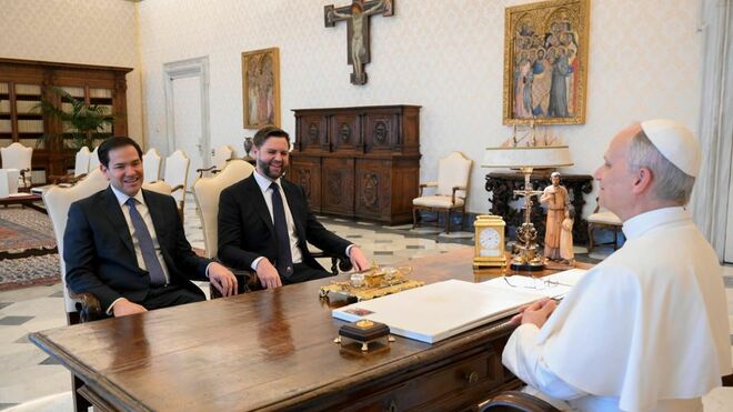 JD Vance, con Marco Rubio, visitan al Papa León