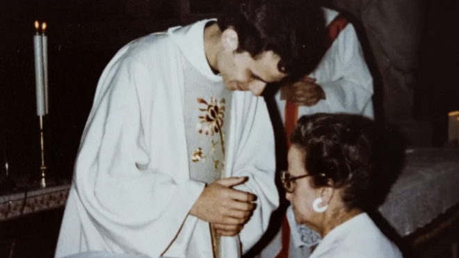 El jioven agustino Robert Prevost