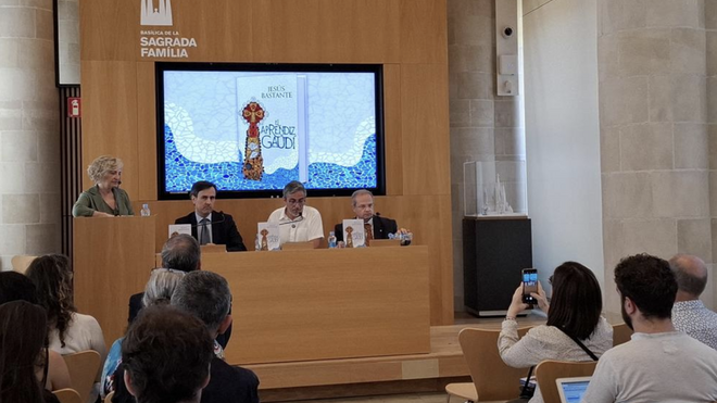 Jesús Bastante presenta su última novela en Barcelona
