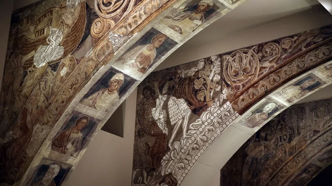 Las pinturas murales, en el Museo Nacional de Arte de Cataluña