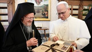 Patriarca Bartolomé I y León XIV