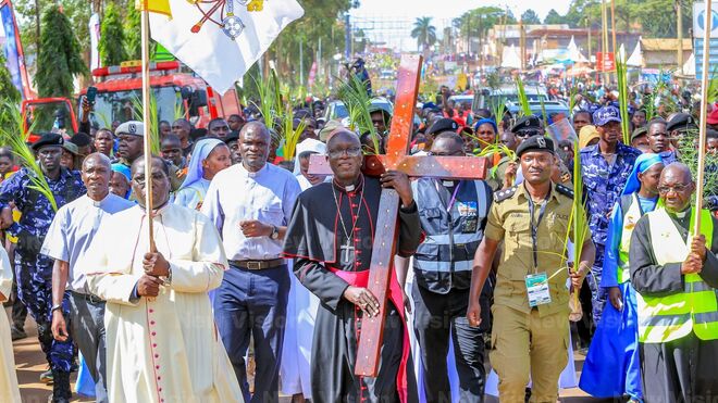 Peregrinación al santuario de los mártires de Uganda