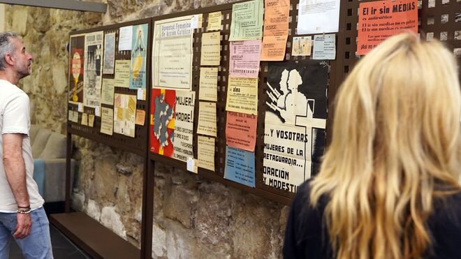 Muestra en UPSA. Archivo Juventud Femenina de Acción Católica