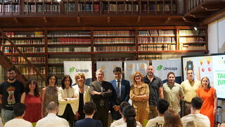Foto de grupo con el rector