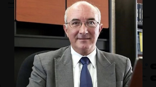 El sacerdote detenido