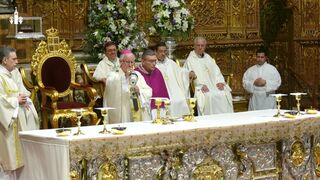 Saiz Meneses, en la misa del Corpus en Sevilla
