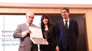 Premio para Emilce Cuda