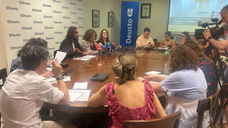 Braulio Gómez, María Silvestre e Iratxe Aristegi,