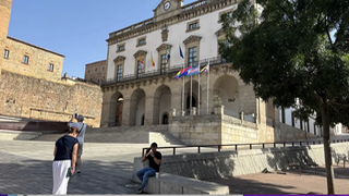 Bandera LGTB en el Ayuntamiento cacereño
