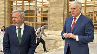 El presidente del Gobierno de Aragón, Jorge Azcón, y el consejero de Fomento, Octavio López