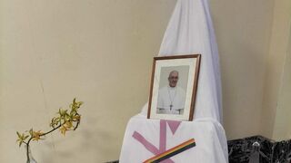 Premio Arco Iris al Papa Francisco