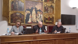 D. Enrique Benavent, (en el centro) D. José Luis Sánchez García y Dña. Isabel Sánchez Gadea