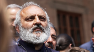 Arzobispo Bagrat Galstanyan