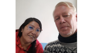 El hermano Uwe (SVD) y Lucía Quispe