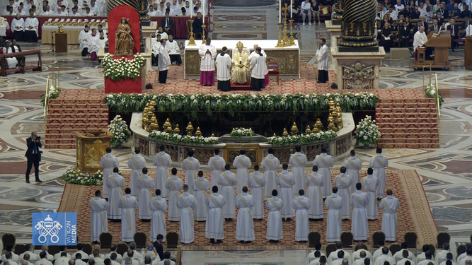 León XIV preside la ordenación sacerdotal