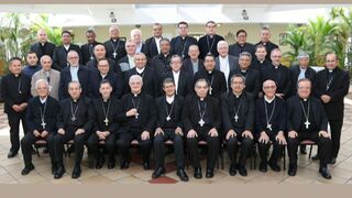 Los obispos de Ecuador, reunidos para su Plenaria