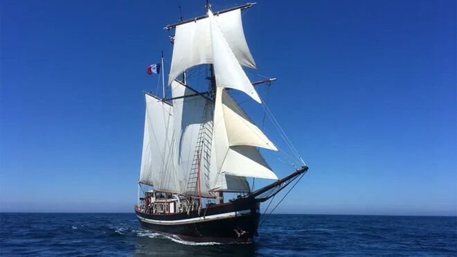 El velero Bel Spoir