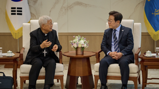 Cardenal You y presidente Lee