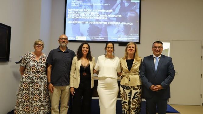 La tesis de Tatiana, defendida en la Universidad Loyola Andalucía