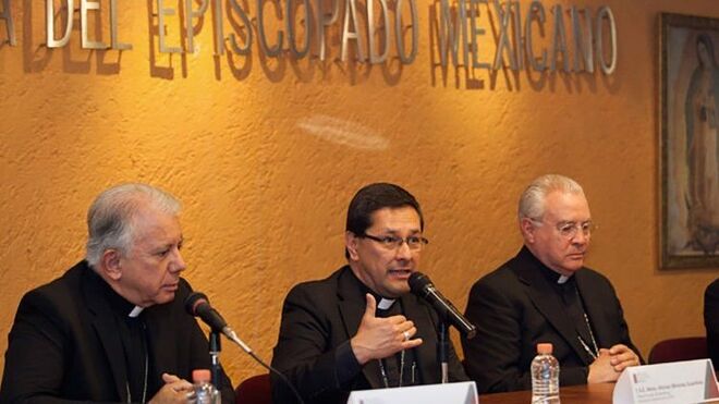 Obispo en México se solidariza con víctimas de las inundaciones en Texas