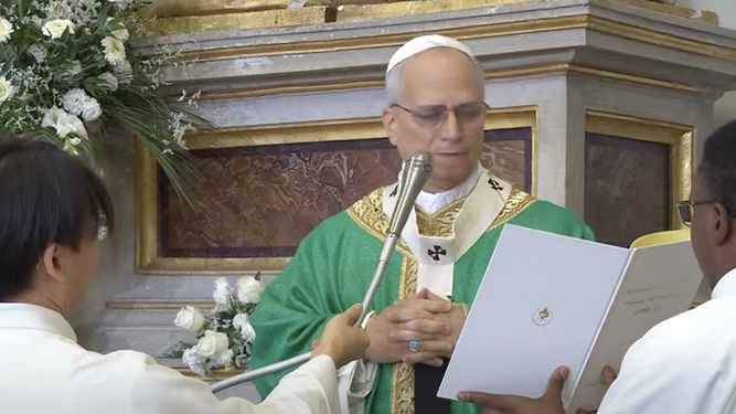 León XIV, en la misa en Castel Gandolfo