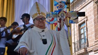 Capacitan a sacerdotes para dialogar con el crimen organizado