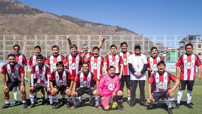 Perú: Selección de Huancavelica se alzó con la copa de la Champion Clero Sur Andino 2025