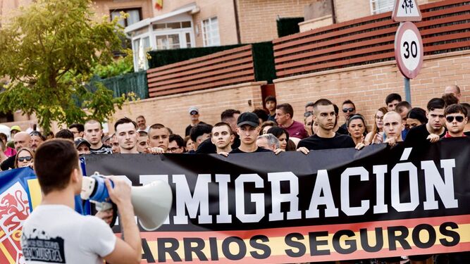 Concentración en Alcalá de Henares contra un CIE