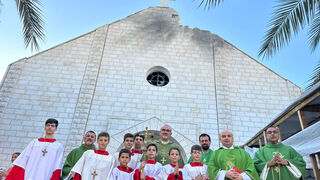 Pizzaballa, en la parroquia bombardeada de Gaza