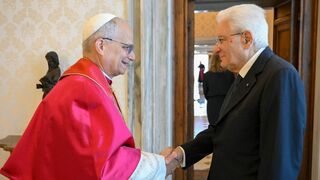 El Papa, con el presidente Mattarella