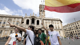Jóvenes españoles en Roma