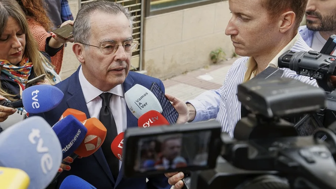 Florentino Aláez, abogado de las exmonjas