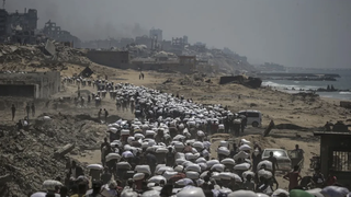 El 'éxodo' palestino diario en Gaza