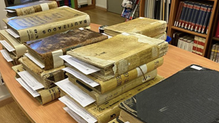 Partidas de bautismo en el Archivo Eclesiástico de Bizkaia
