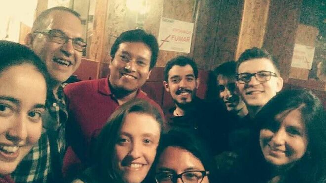 Miguel Bailón, con su comunidad de la JEC