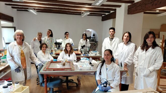 Alumnado del XXVII Ciclo Formativo de la Fundación Santa María