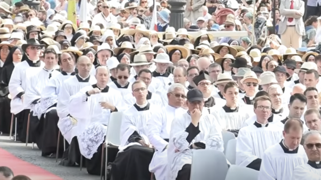Misa de los lefebvrianos en Roma