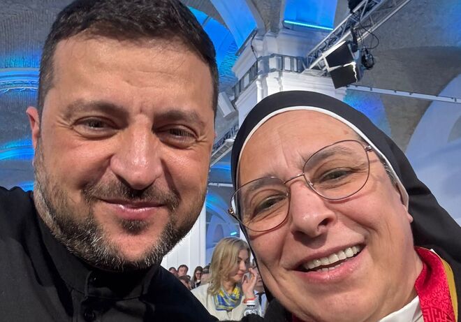 Lucía Caram, con Zelenski