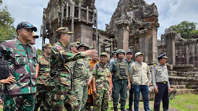 Soldados camboyanos en la frontera entre Tailandia y Camboya