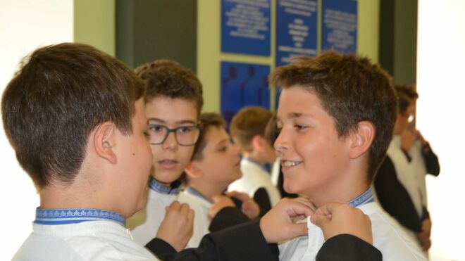 Niños pertenecientes al coro de la Escolanía de Montserrat