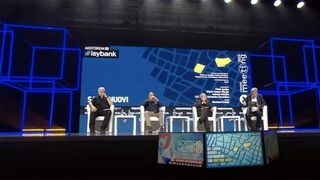 El panel Santos Nuevos en el Meeting de Rímini