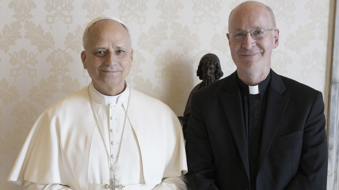 León XIV y James Martin