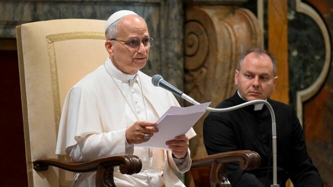 Papa León al grupo de la ‘Opera San Francesco per i Poveri’ de Milán