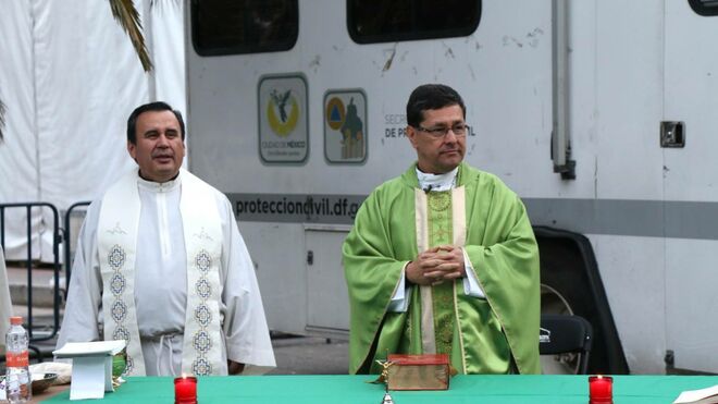 Obispos de la frontera entre México y Estados Unidos alertan sobre peligros que viven migrantes
