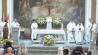 Cardenal Cobo en en la parroquia de Navacerrada