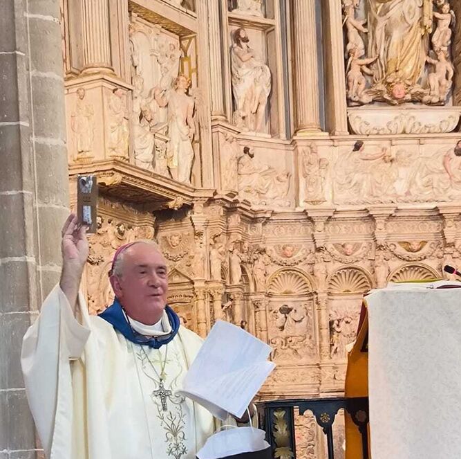 El obispo de Barbastro-Monzón, Ángel Pérez Pueyo