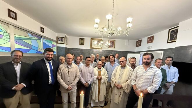 El obispo de Huelva en el estadio Nuevo Colombino